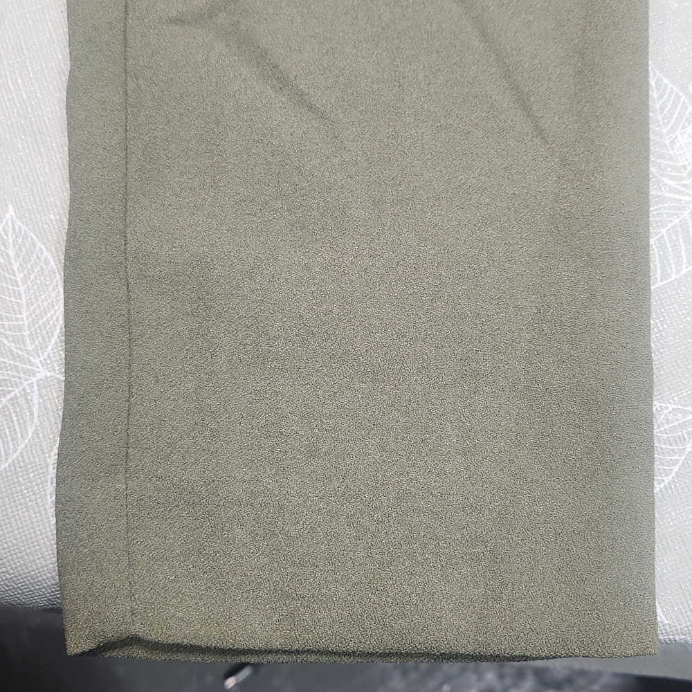RW & CO Pants - Picture 2 of 10